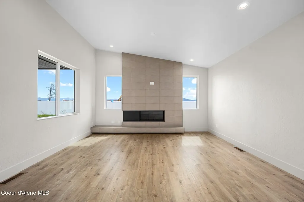 6414 W Frehley Way Rathdrum ID 83858