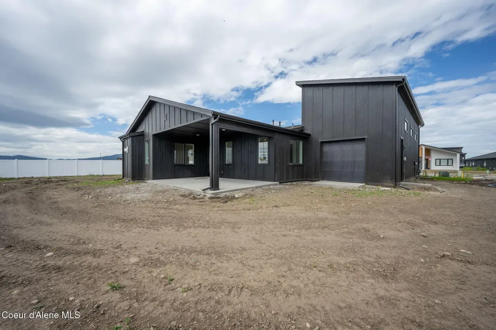 6414 W Frehley Way Rathdrum ID 83858