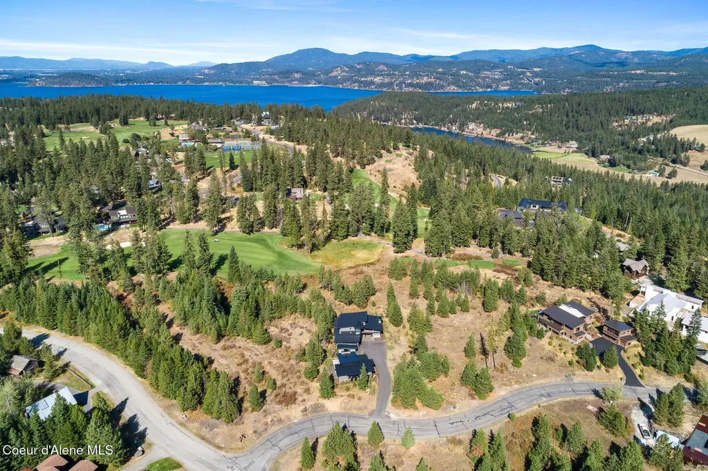 2661 E Lower Pasture Road Harrison ID 83833