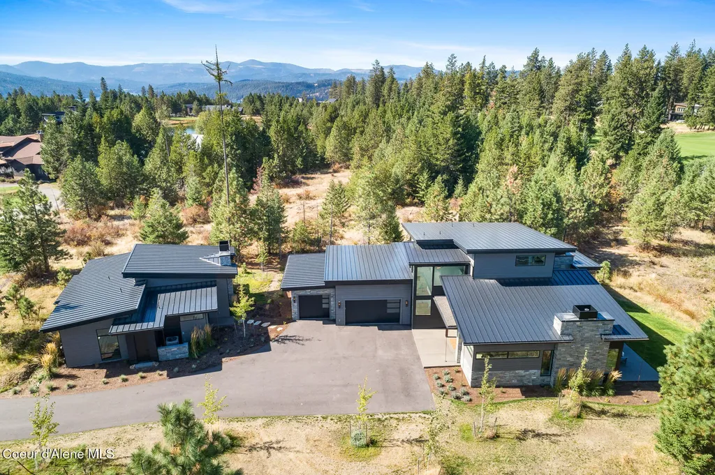 2661 E Lower Pasture Road Harrison ID 83833