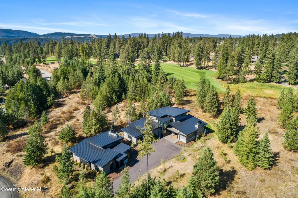 2661 E Lower Pasture Road Harrison ID 83833