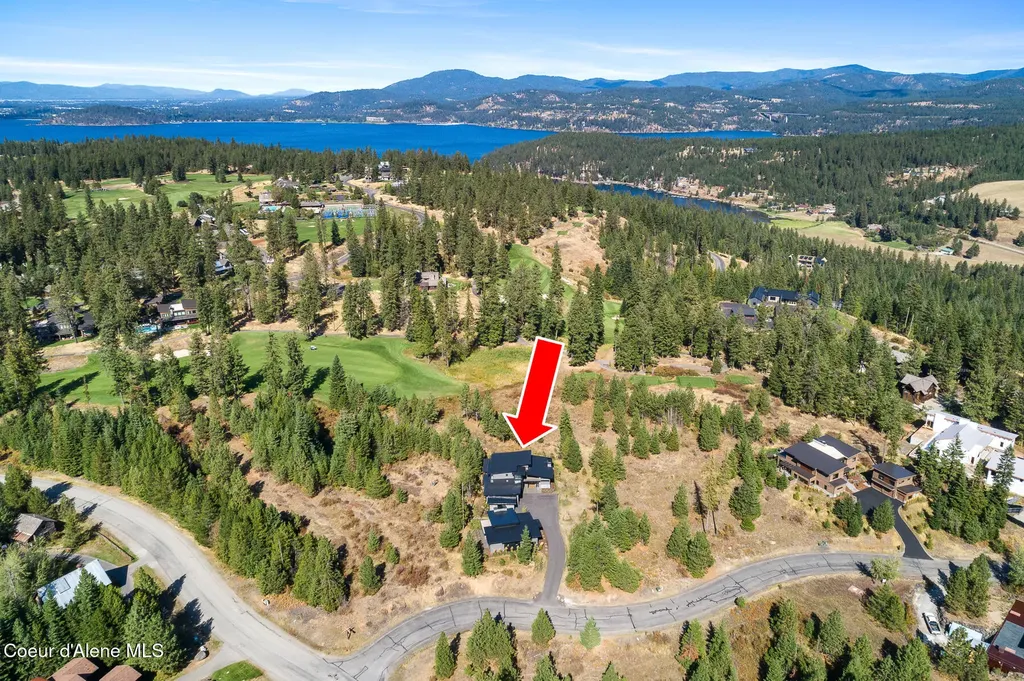 2661 E Lower Pasture Road Harrison ID 83833
