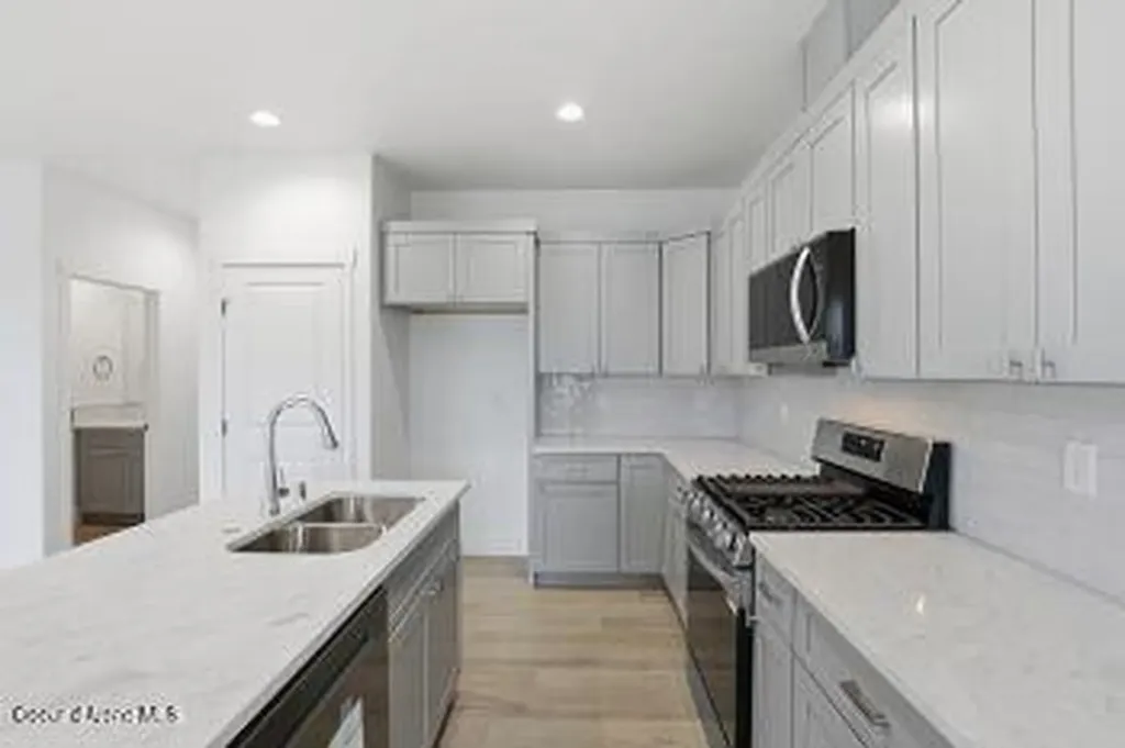 631 N Creative Way (lot 16) Post Falls ID 83854