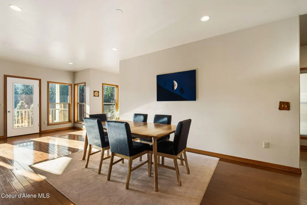 21 Midlake Drive Sagle ID 83860