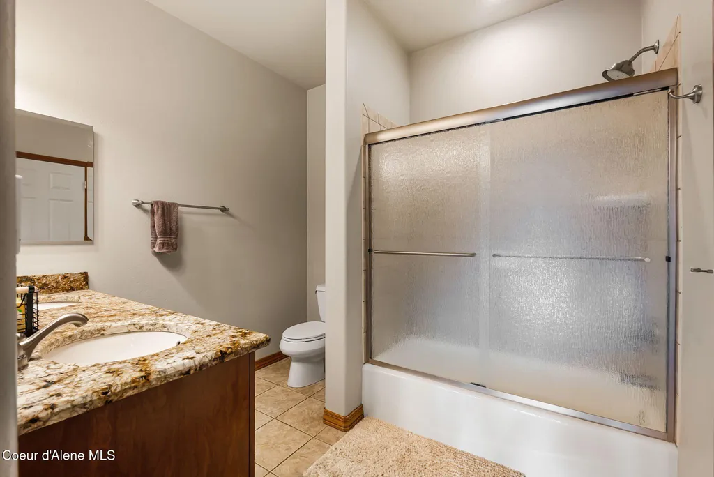 21 Midlake Drive Sagle ID 83860