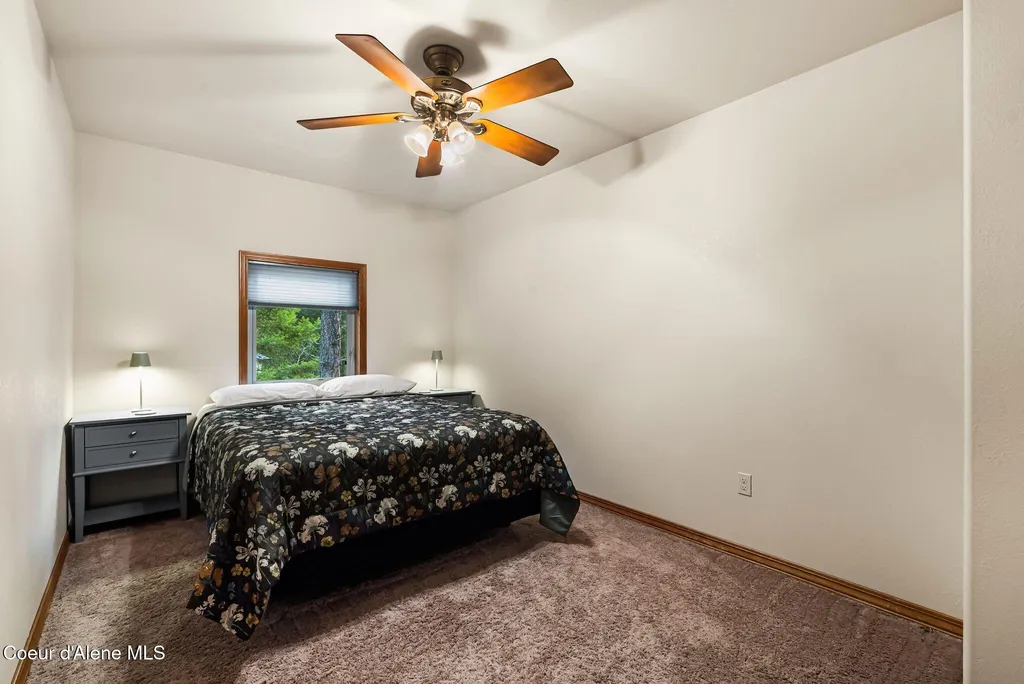 21 Midlake Drive Sagle ID 83860