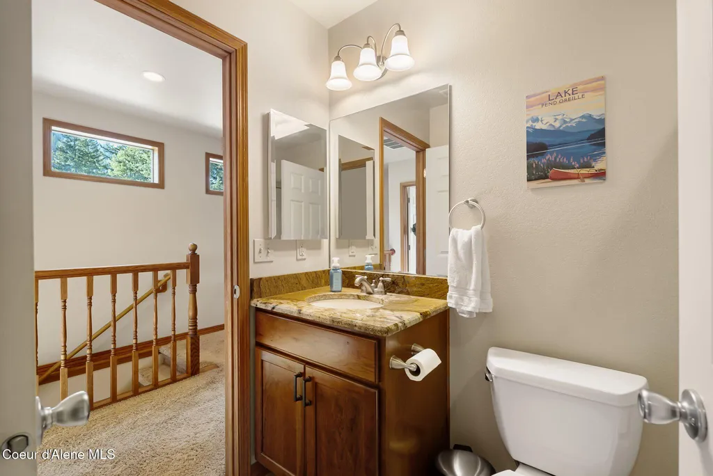 21 Midlake Drive Sagle ID 83860