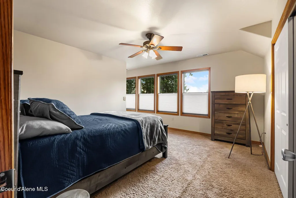21 Midlake Drive Sagle ID 83860