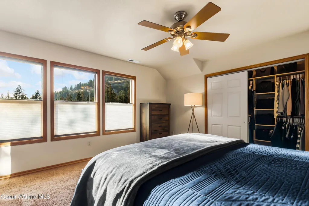 21 Midlake Drive Sagle ID 83860