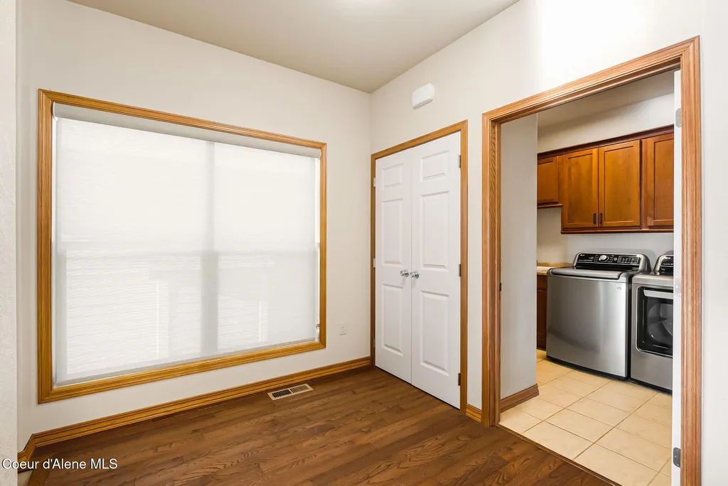 21 Midlake Drive Sagle ID 83860