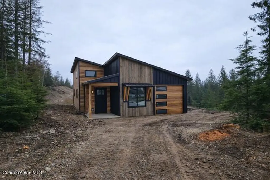 99 Big Burl Road Sagle ID 83860