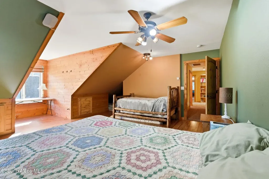 4719 Selle Road Sandpoint ID 83864