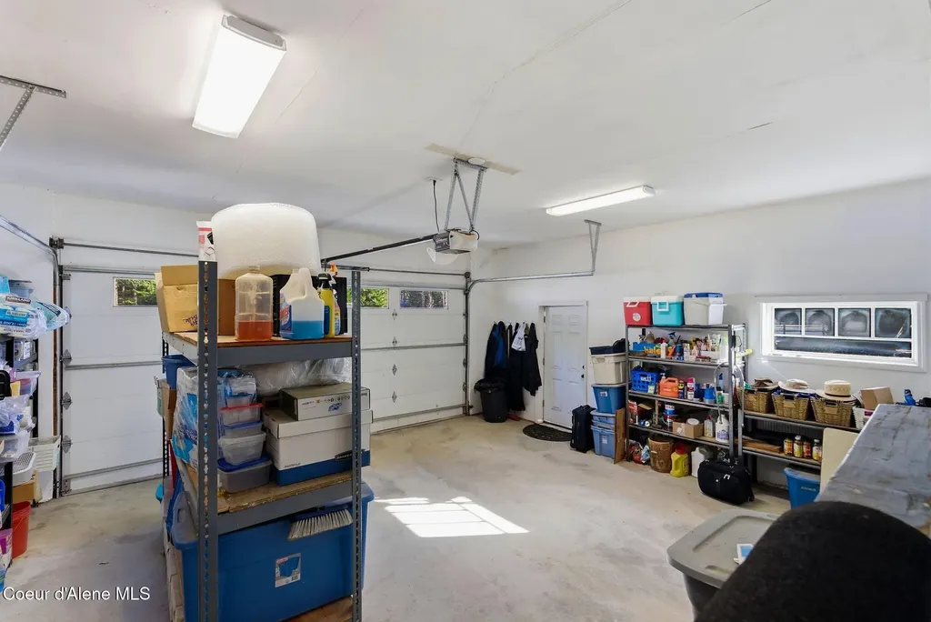 4719 Selle Road Sandpoint ID 83864