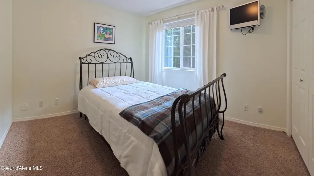 49 Antler Lane Spirit Lake ID 83869