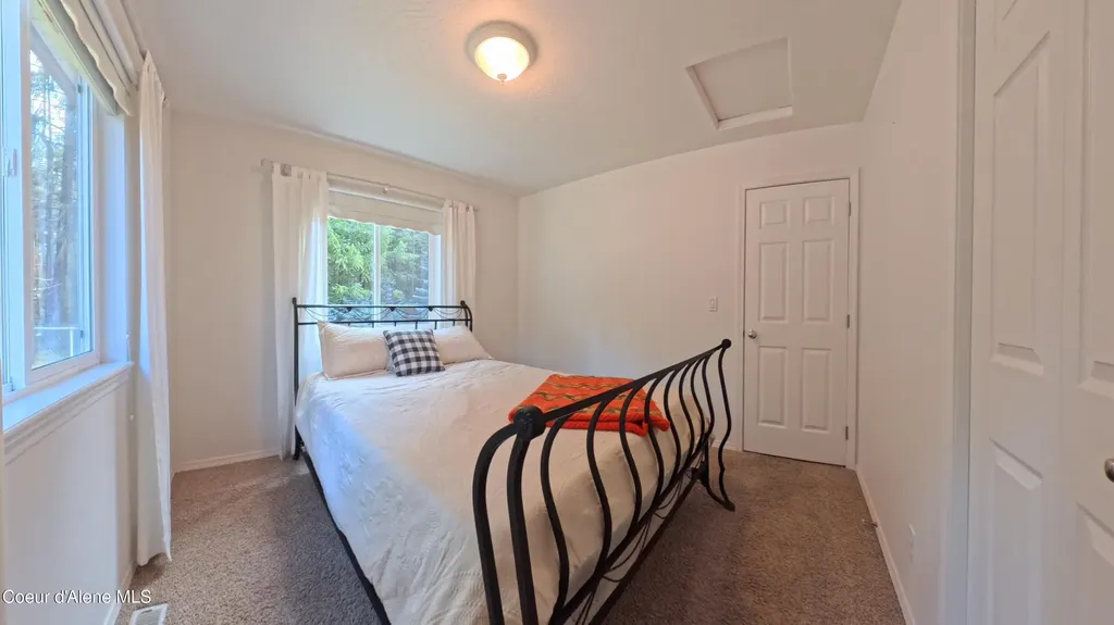 49 Antler Lane Spirit Lake ID 83869