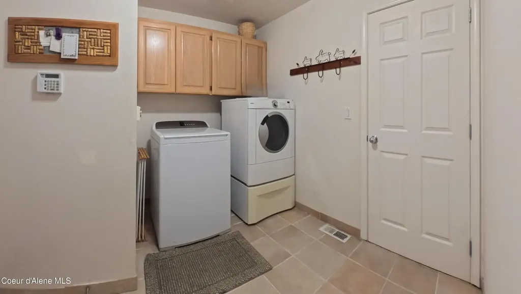 49 Antler Lane Spirit Lake ID 83869