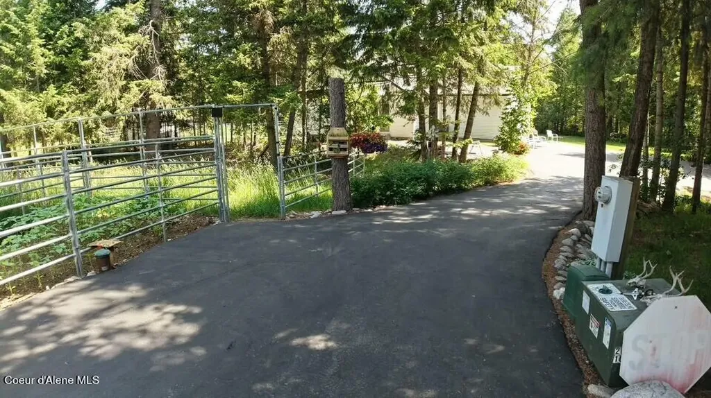 49 Antler Lane Spirit Lake ID 83869