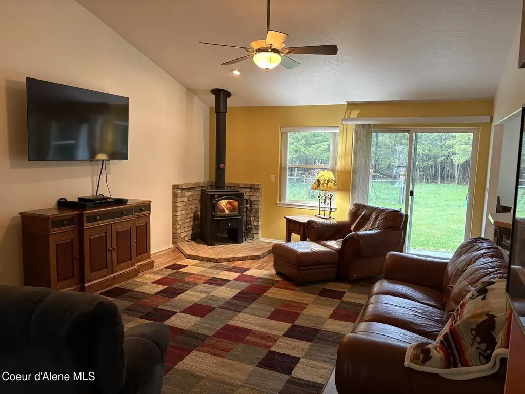 49 Antler Lane Spirit Lake ID 83869