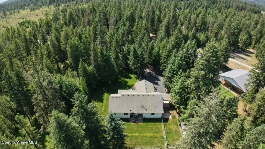 49 Antler Lane Spirit Lake ID 83869