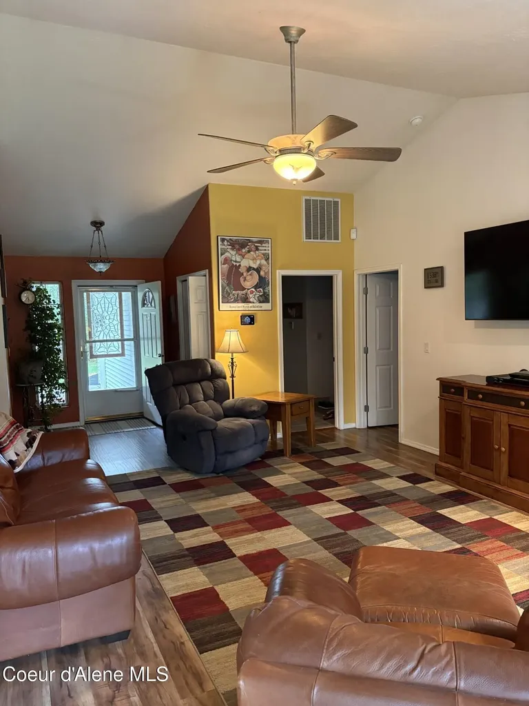 49 Antler Lane Spirit Lake ID 83869