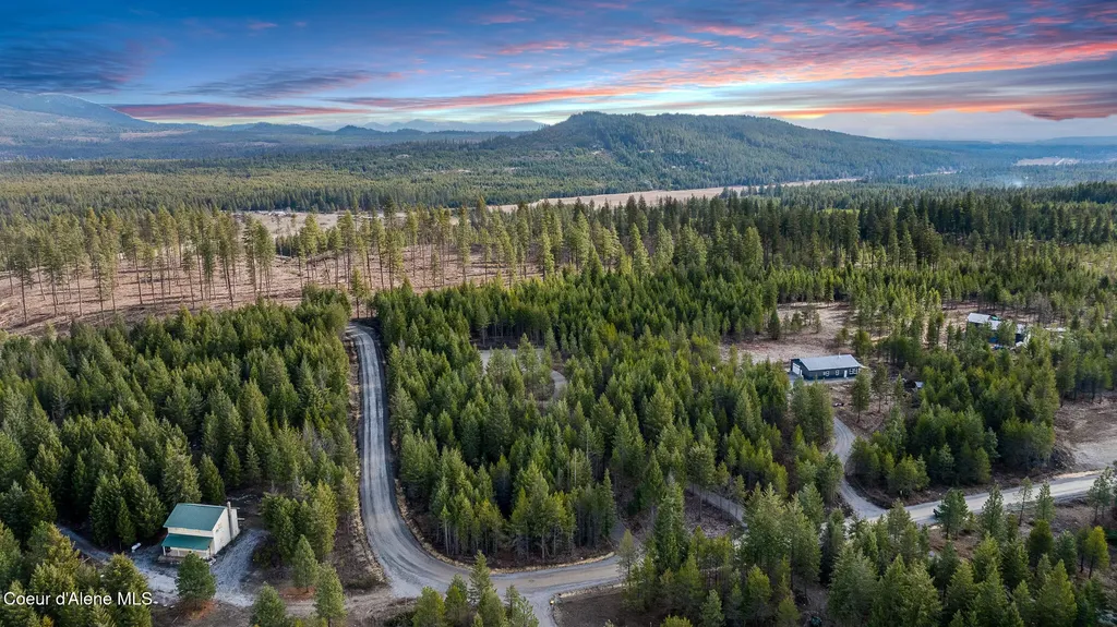 Nna Sawbuck Road Spirit Lake ID 83869