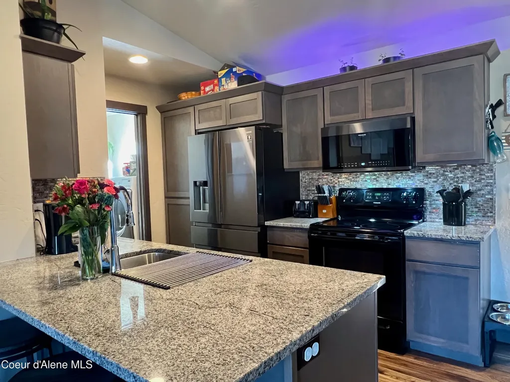 319 Creekview Court Sandpoint ID 83864