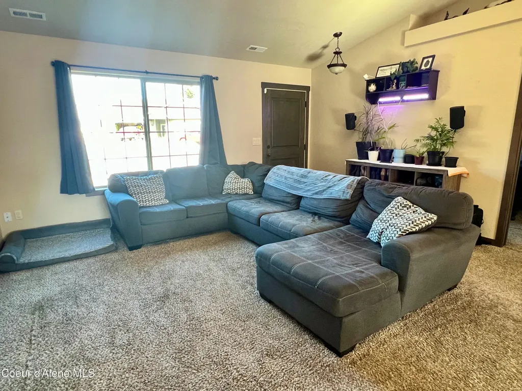 319 Creekview Court Sandpoint ID 83864