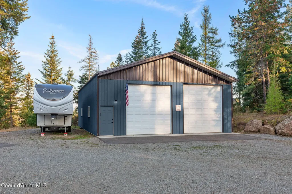 18059 N Advent Lane Hauser ID 83854