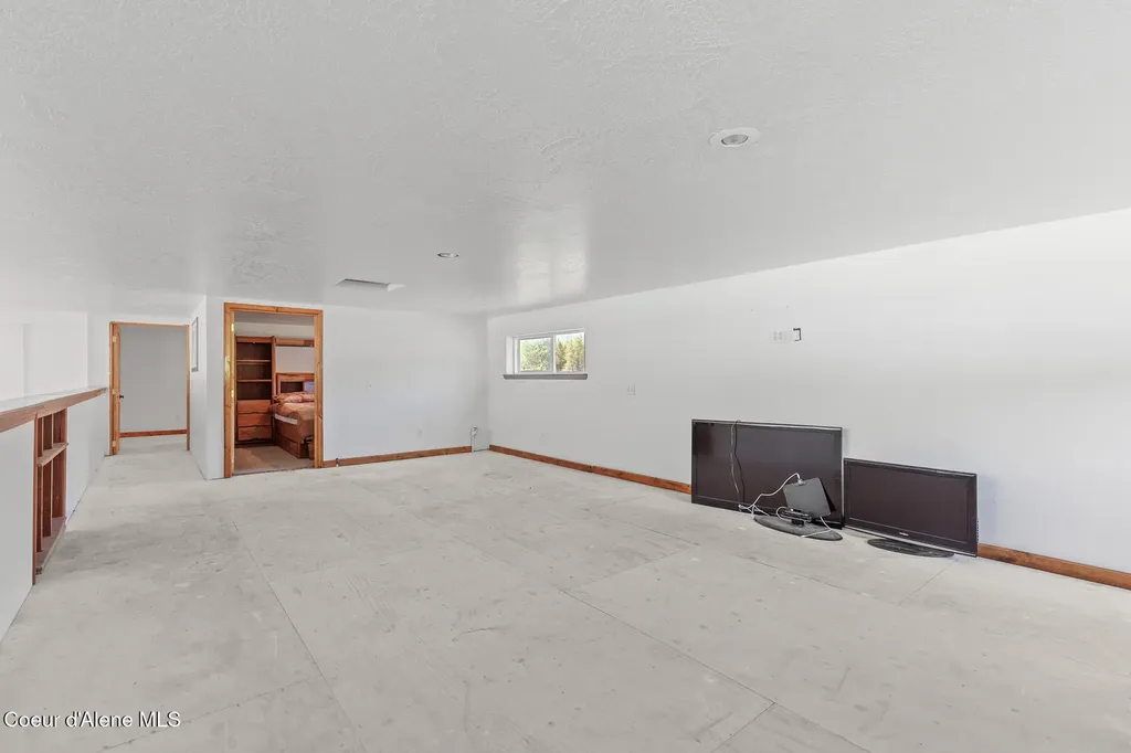 26277 N Chevrolane Way Rathdrum ID 83858