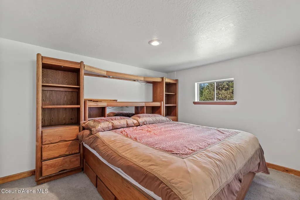 26277 N Chevrolane Way Rathdrum ID 83858