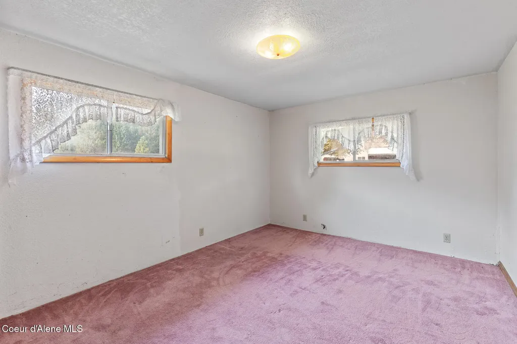 26277 N Chevrolane Way Rathdrum ID 83858