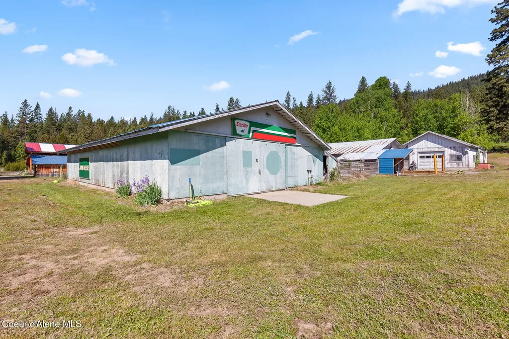 26277 N Chevrolane Way Rathdrum ID 83858