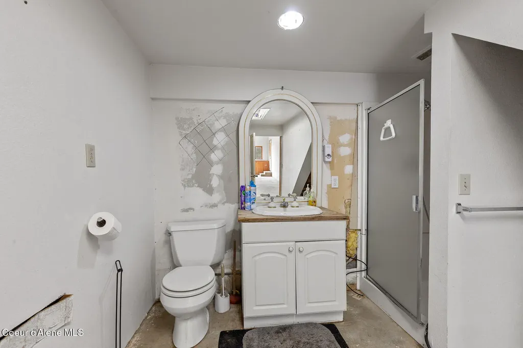 26277 N Chevrolane Way Rathdrum ID 83858