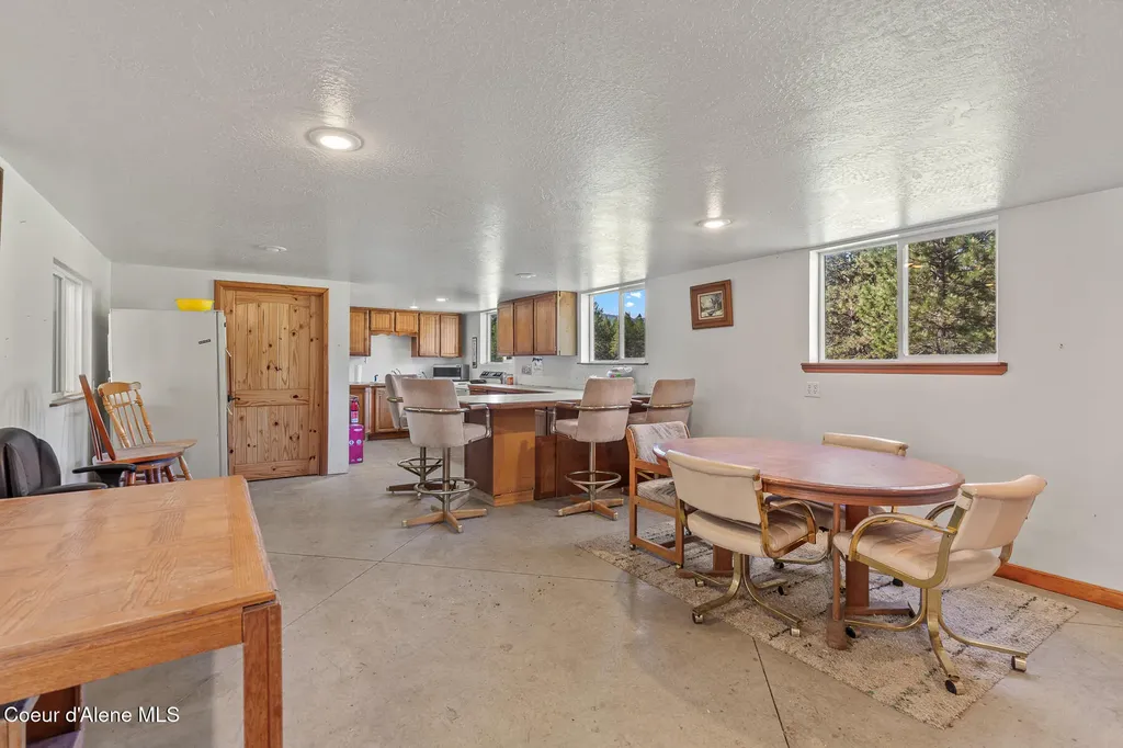 26277 N Chevrolane Way Rathdrum ID 83858