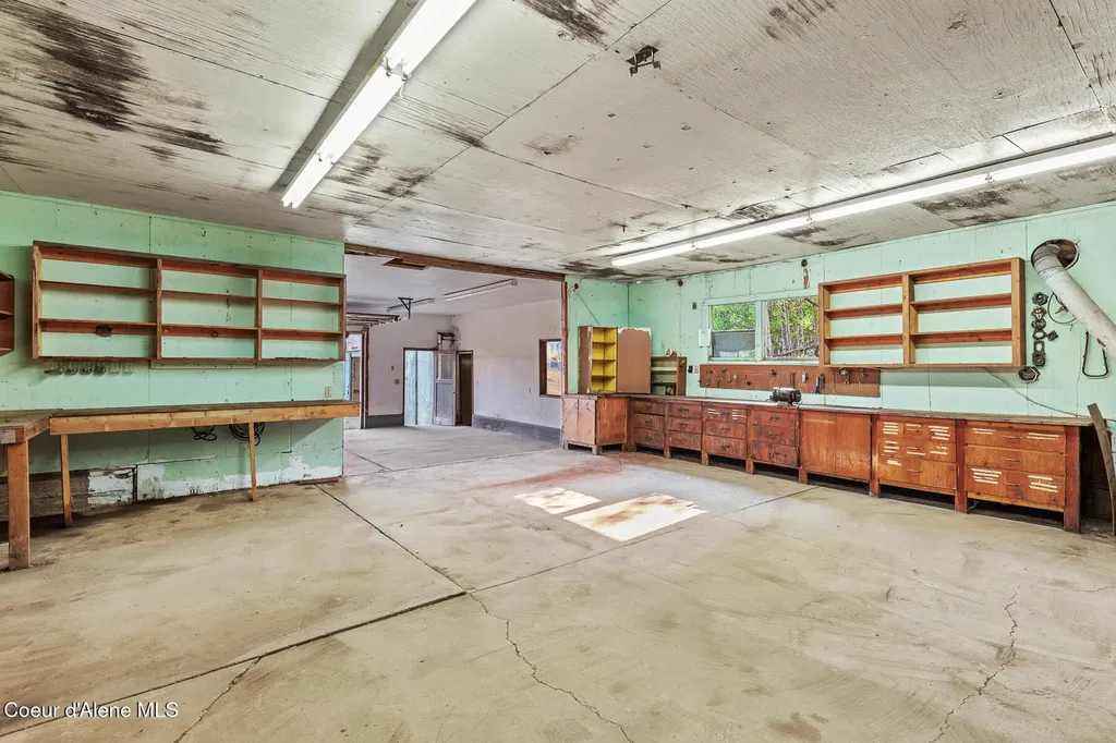 26277 N Chevrolane Way Rathdrum ID 83858