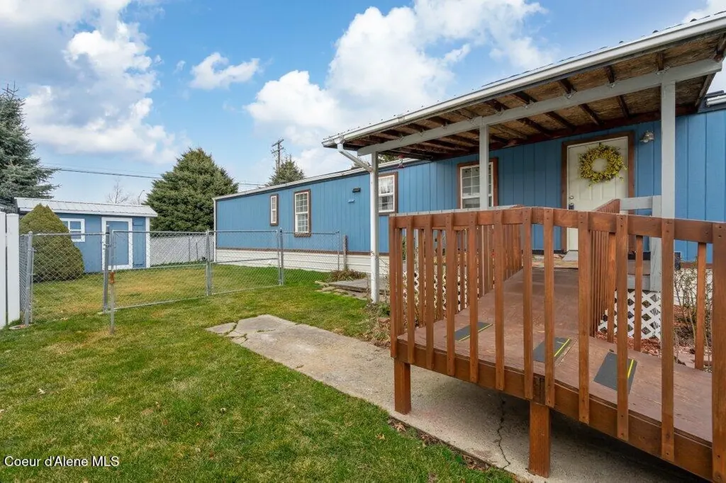 2243 W Gueneveres Way Post Falls ID 83854