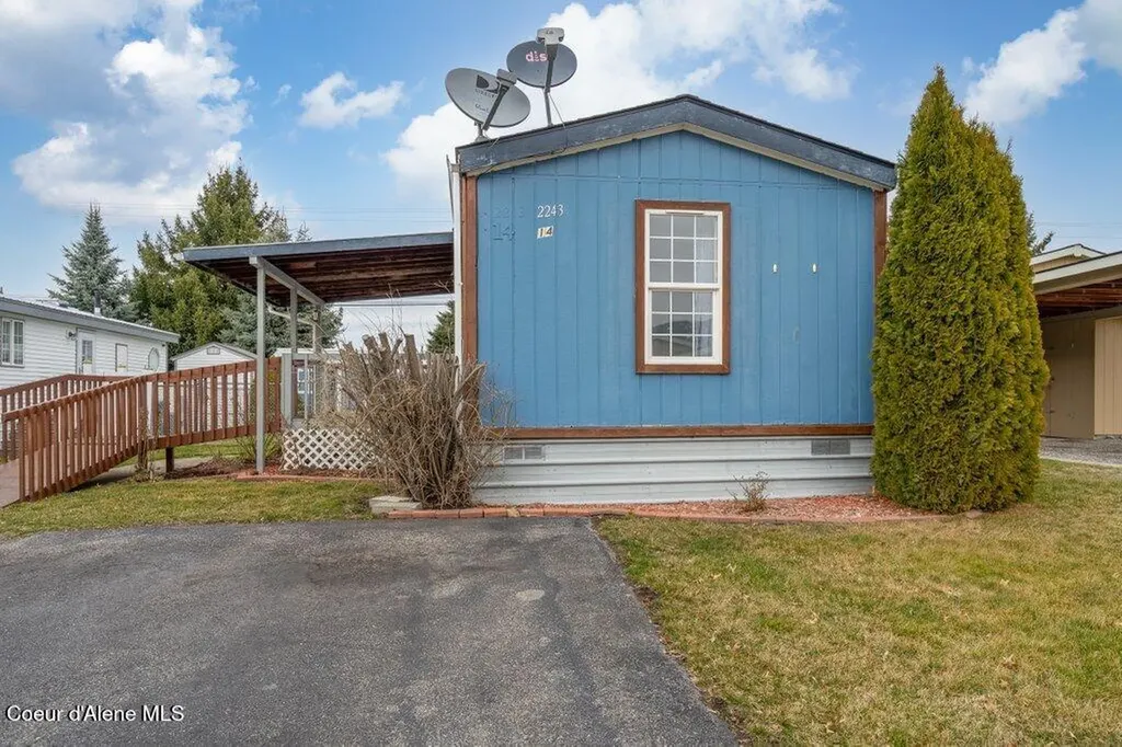 2243 W Gueneveres Way Post Falls ID 83854