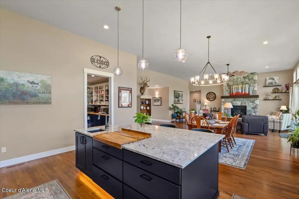 457 W Kinnerly Court Rathdrum ID 83858