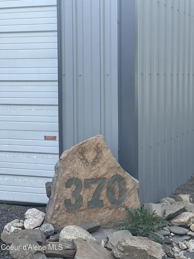 370 Old County Road Fernwood ID 83830