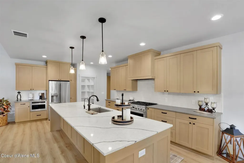 11693 N Arnicas Court Hayden ID 83835
