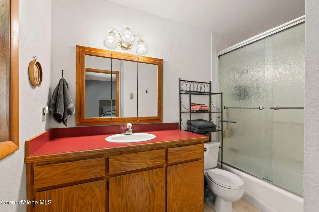 723 Trout Creek Road Sandpoint ID 83864
