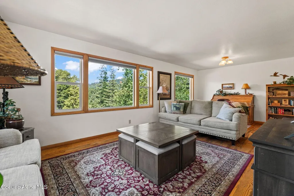 723 Trout Creek Road Sandpoint ID 83864