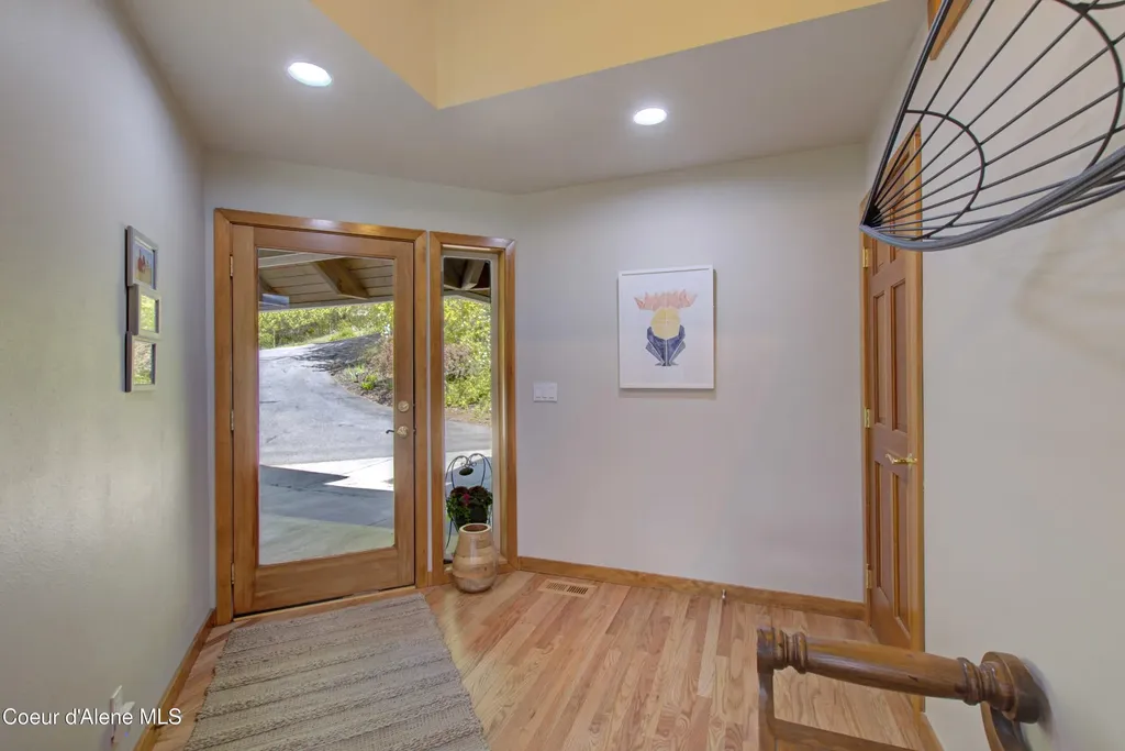 17718 E Cape Horn Road Bayview ID 83803