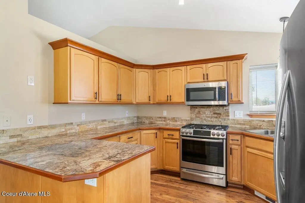 2744 N Alfalfa Loop Post Falls ID 83854