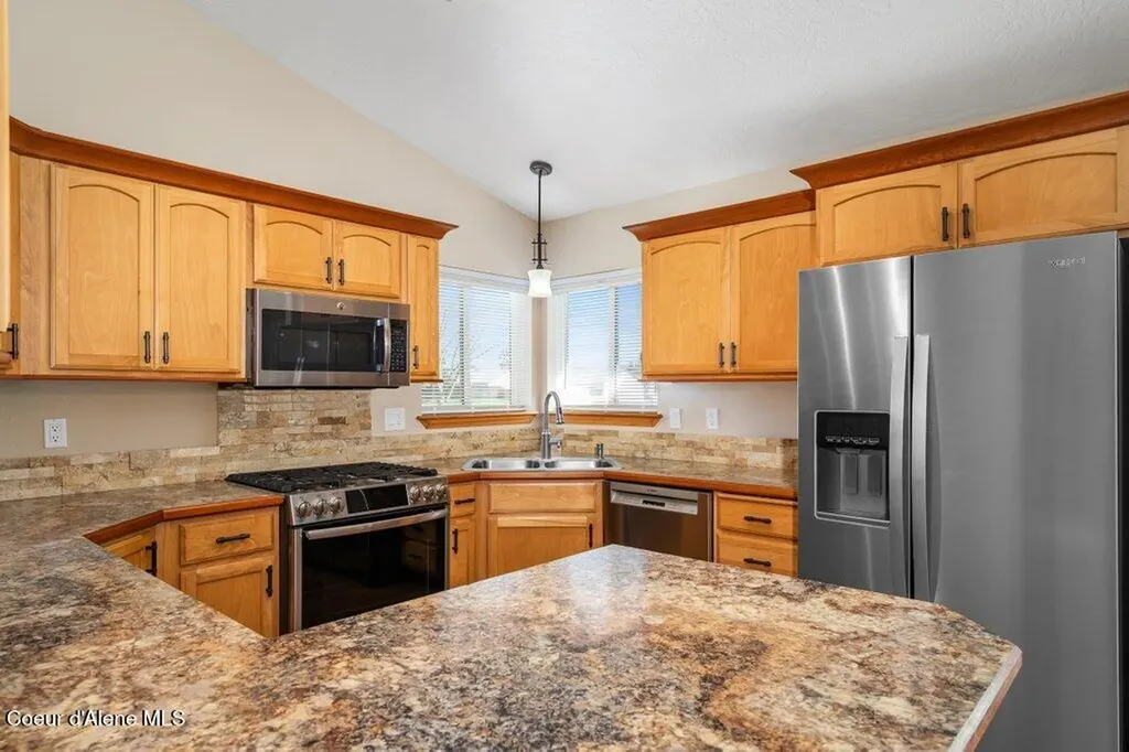 2744 N Alfalfa Loop Post Falls ID 83854