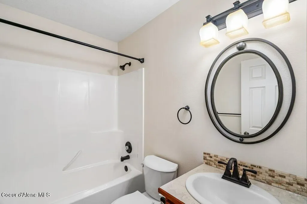 2744 N Alfalfa Loop Post Falls ID 83854