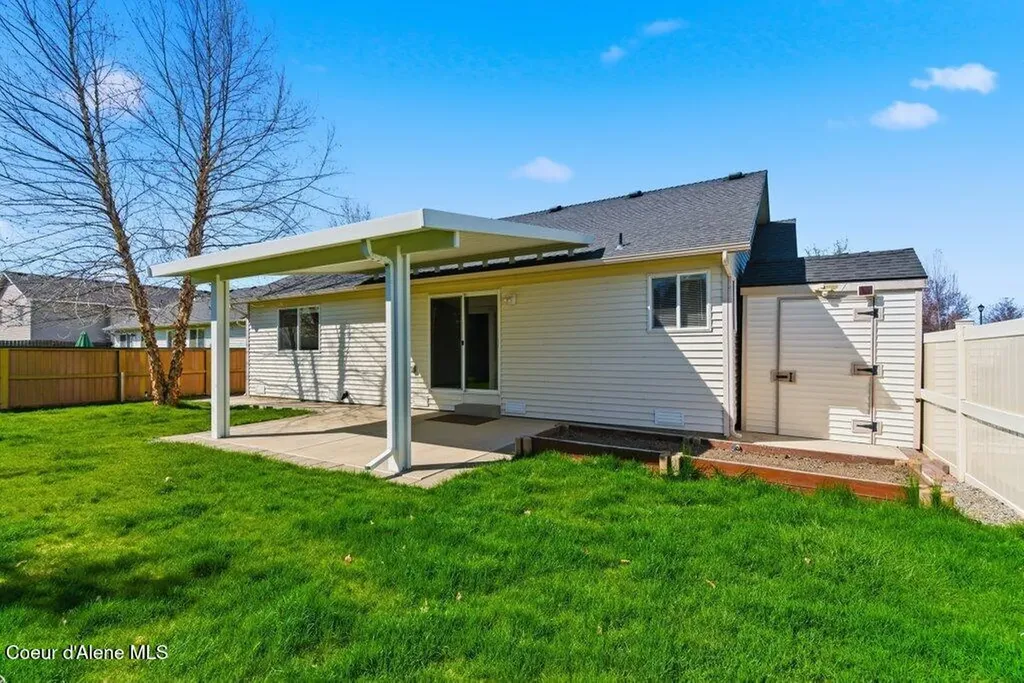 2744 N Alfalfa Loop Post Falls ID 83854