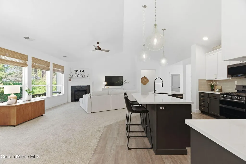 11565 N Emerald Drive Hayden ID 83835