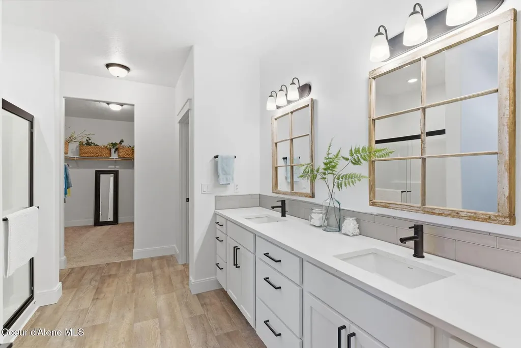 11565 N Emerald Drive Hayden ID 83835