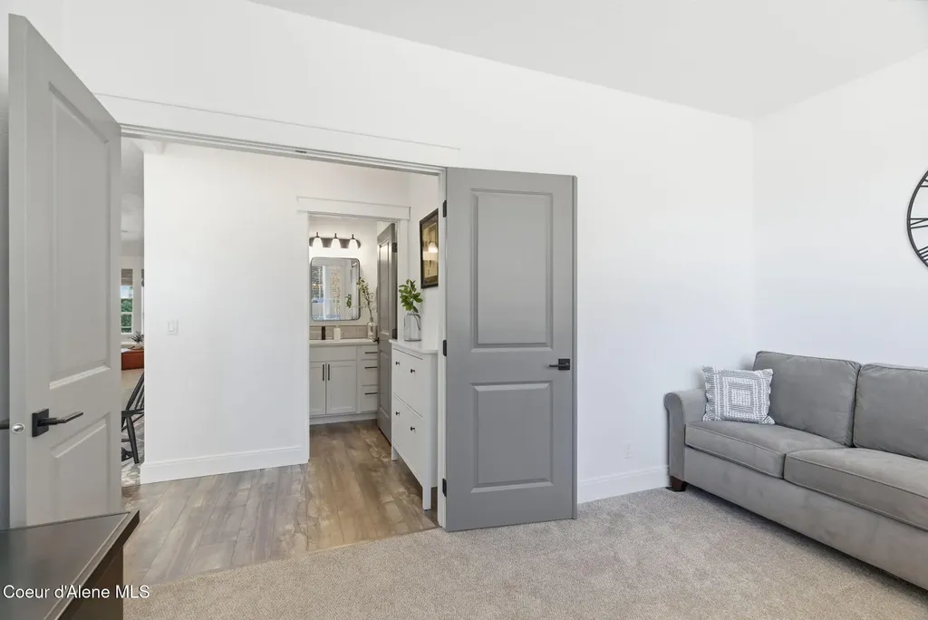 11565 N Emerald Drive Hayden ID 83835